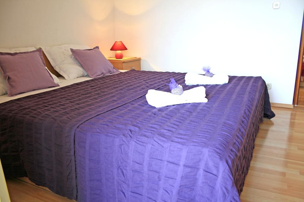 Apartments Villa Zvonimir Slatine Chambre photo